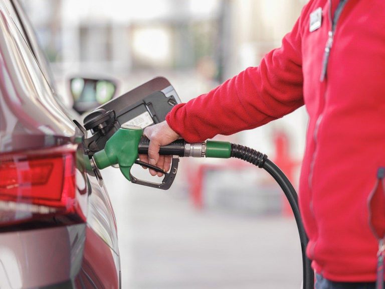Home Benzinestation in Amersfoort met tankpompen en voorzieningen waar je op moet letten